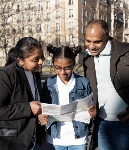 family-enjoying-their-trip-paris (1) (1)